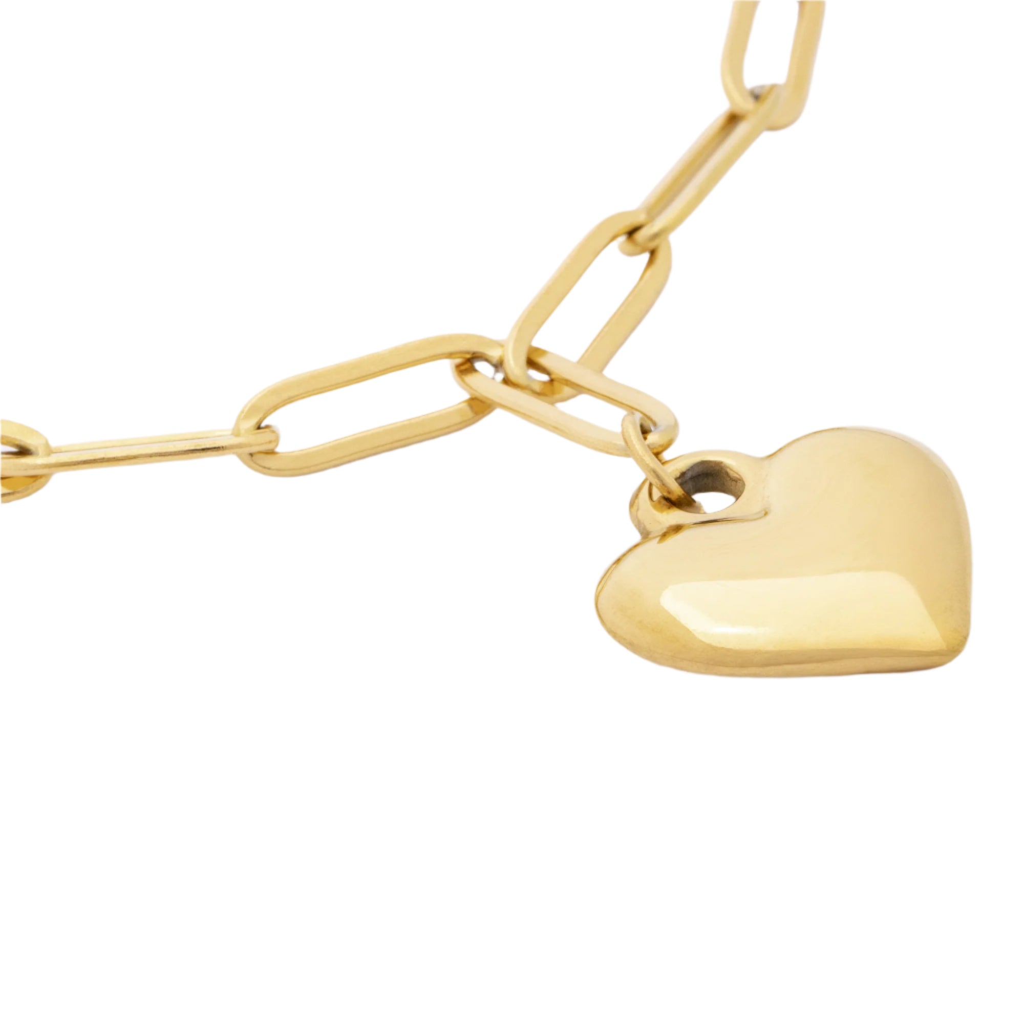 This elegant recycled gold bracelet features a small heart charm, symbolizing love for the ocean and crafted sustainably to shine without tarnishing.
