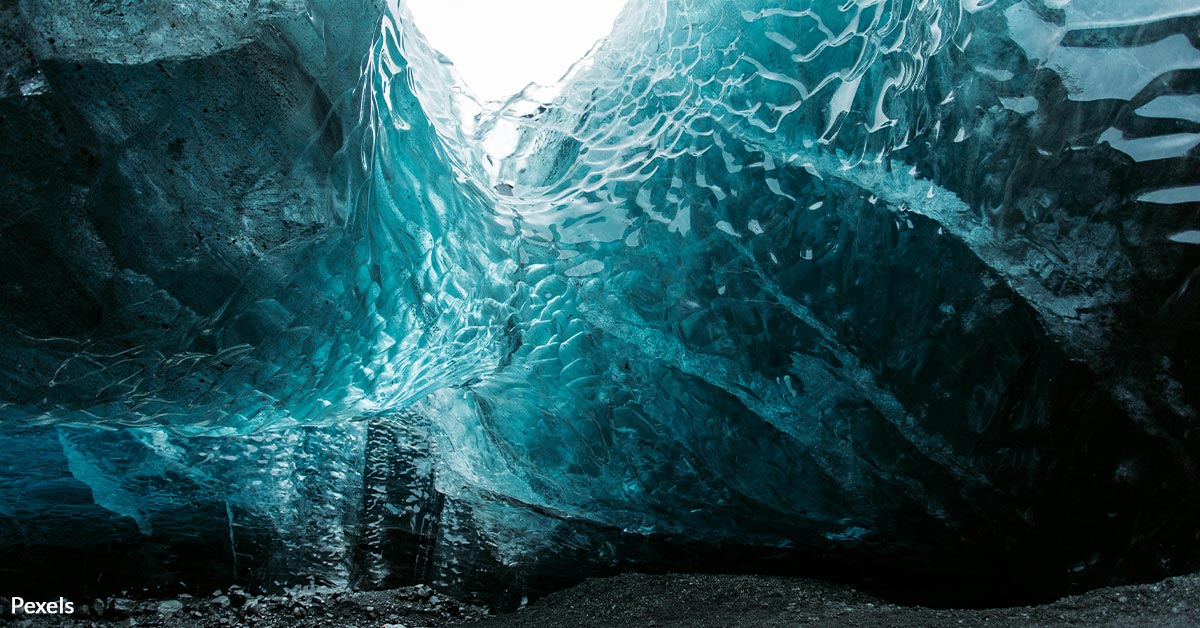 Iceberg Breaks Free Revealing a Hidden Underwater Kingdom